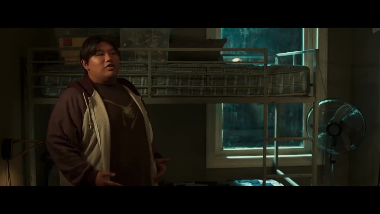 Spider-man homecoming 2017. Питер паркер возвращение домой. Человек паук возвращение домой нэд. Джейн фонда и джон войт. Лунатик во сне.