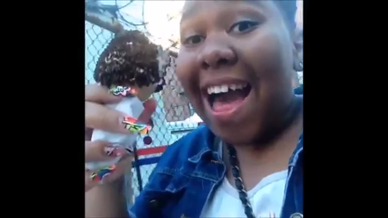 Vine Chocolate vanilla swirl w/ cookie crunch pls