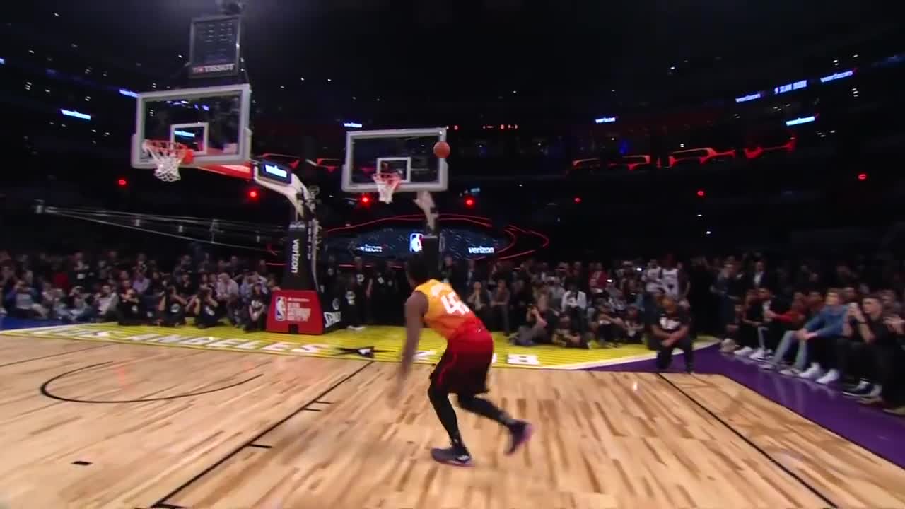 NBA Donovan Mitchell Two Backboards Dunk