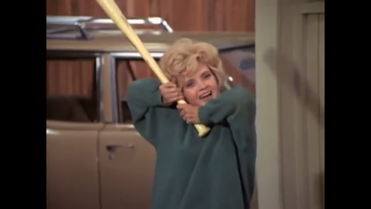 Brady Bunch Proper Bunting Stance