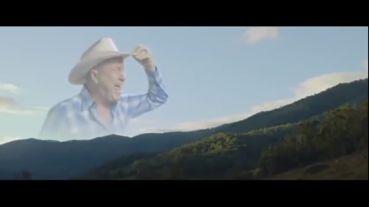 Screaming old man meme video clip by Forza66