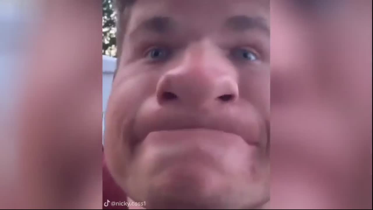 TikTok Italian dad hates the AC