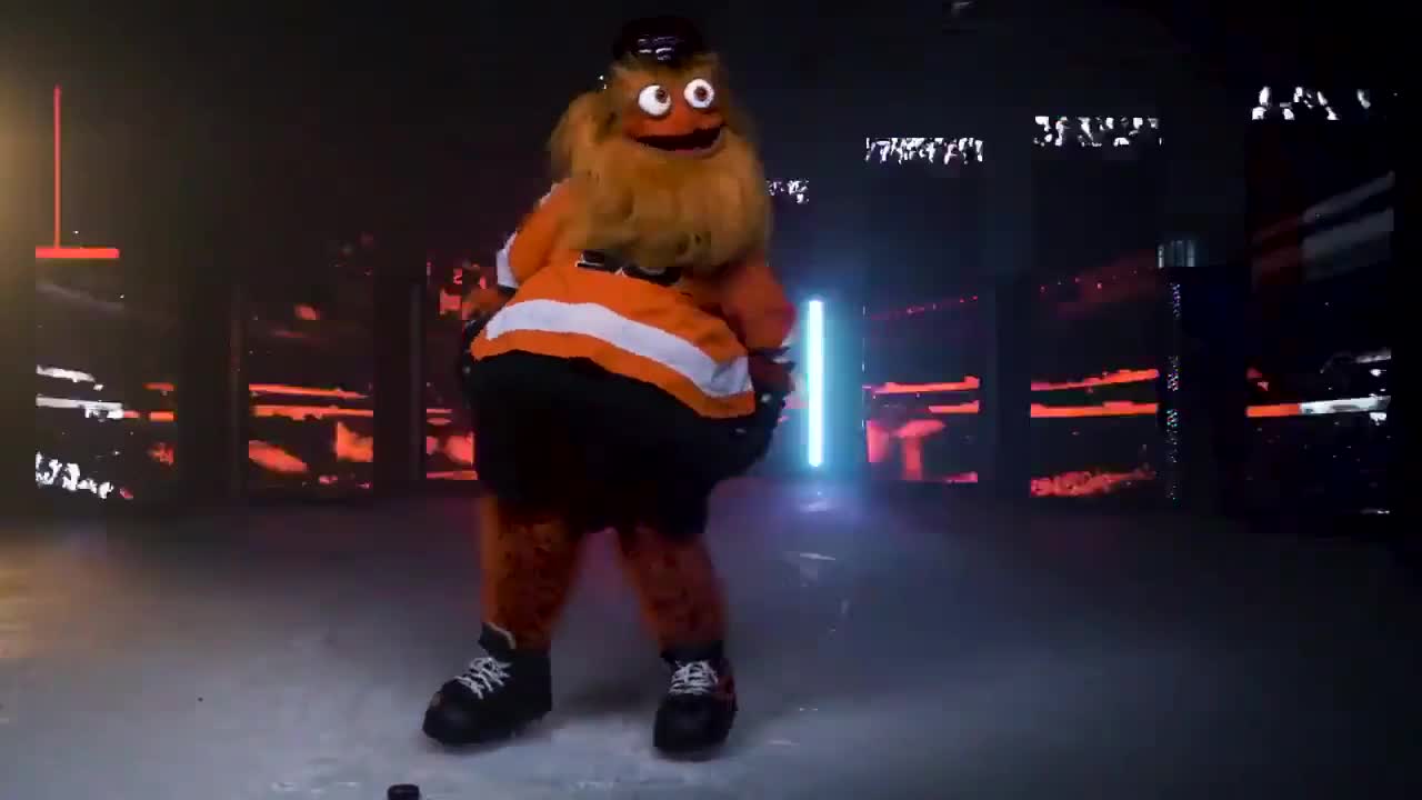 NHL Flyers Gritty dance
