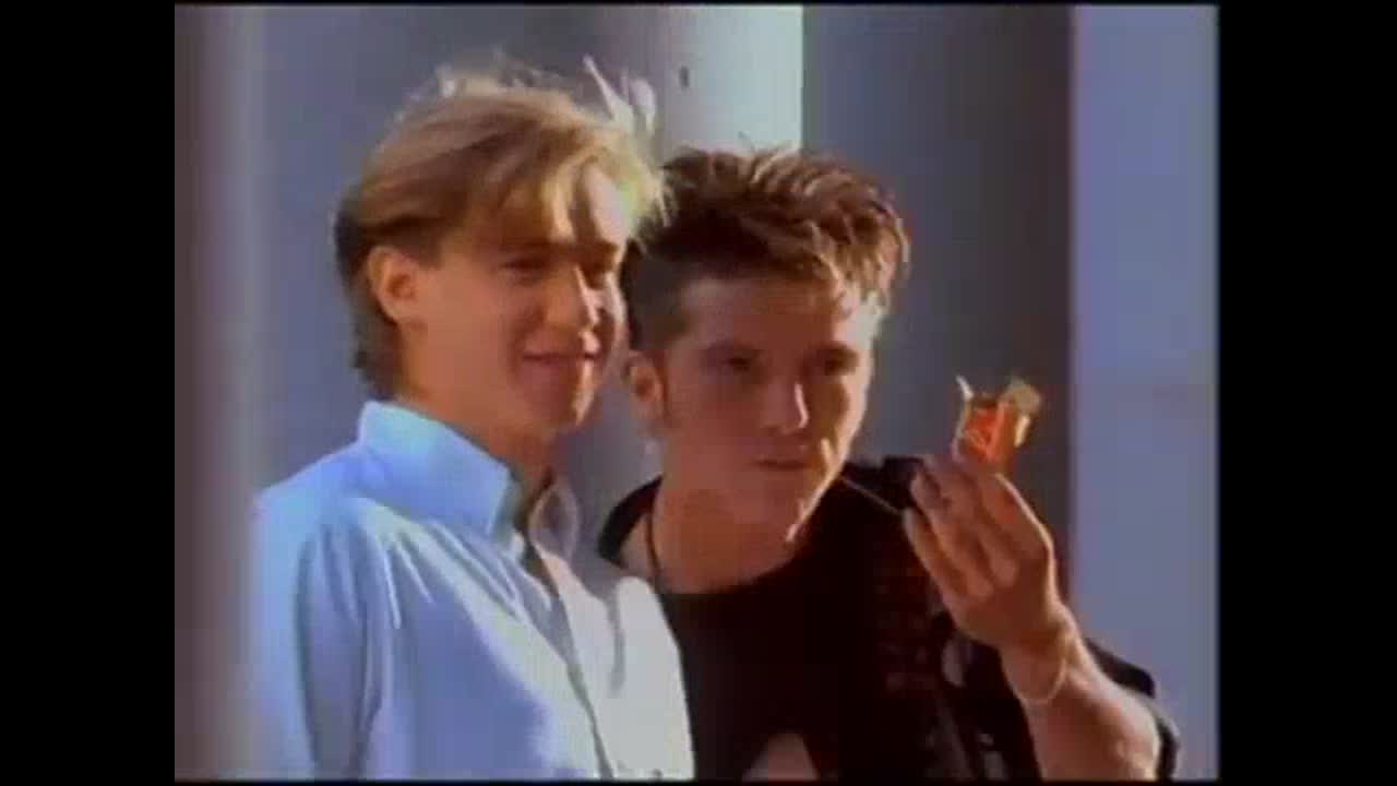 Ohhhh Yeah Video Clip By Twix ohhhh-yeah-video-clip-by-twix